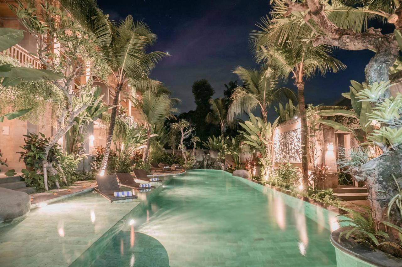 Weda Cita Resort And Spa By Mahaputra أوبود المظهر الخارجي الصورة The pool at the hotel
