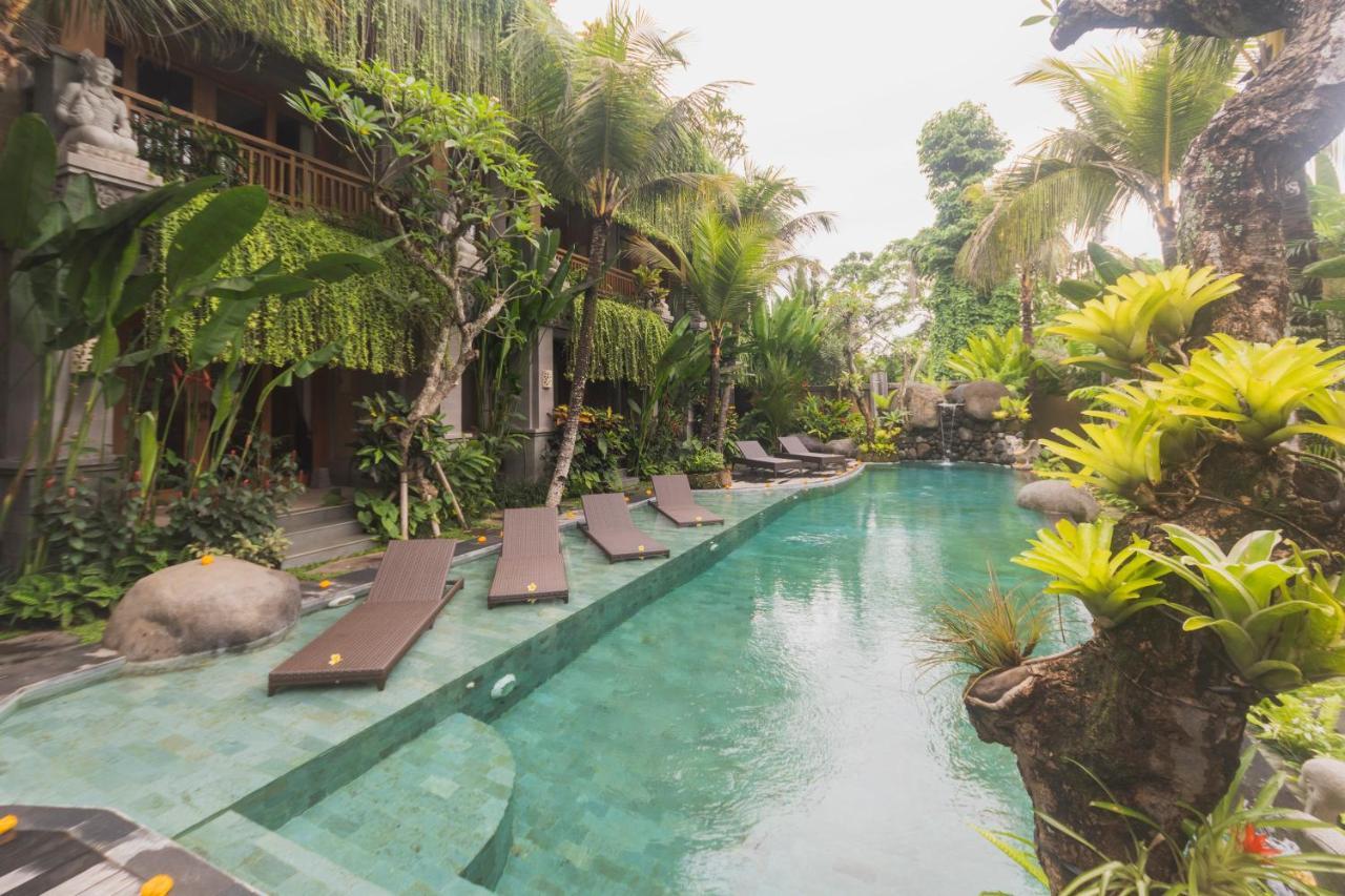 Weda Cita Resort And Spa By Mahaputra أوبود المظهر الخارجي الصورة The swimming pool at the hotel
